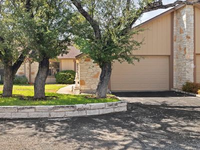 Property at 28 Oaks Pl, Lago Vista, TX