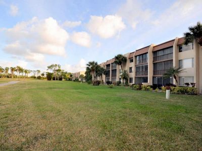 4090 Tivoli Ct APT 303