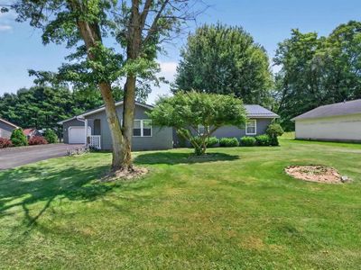 902 N Townline Rd