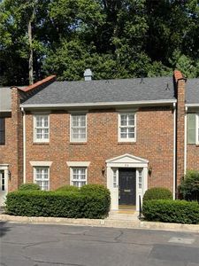 70 Old Ivy Rd NE #56