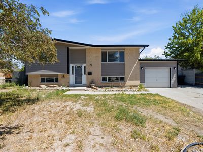 4937 S 4015 W