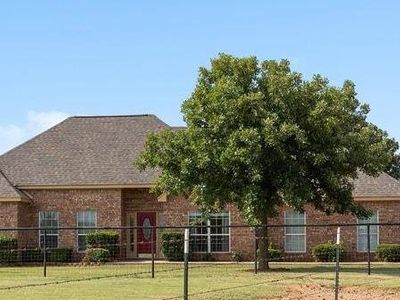 126 Ford Rd
