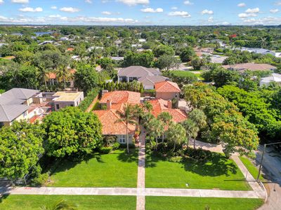 405 NW 12th St