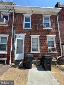 110 N Van Buren St