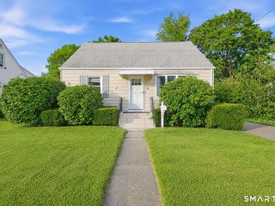 91 Bertrose Avenue