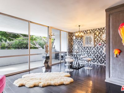 848 N Kings Rd APT 102