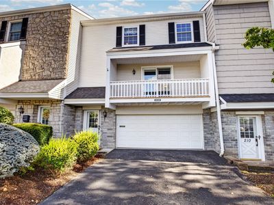 212 Roscommon Pl