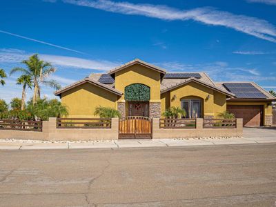 2425 N David Riedel Blvd