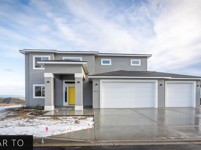1122 S Florida Loop