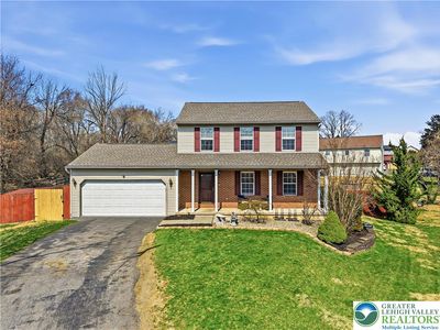 Property at 1019 Lincoln St, Freemansburg, PA