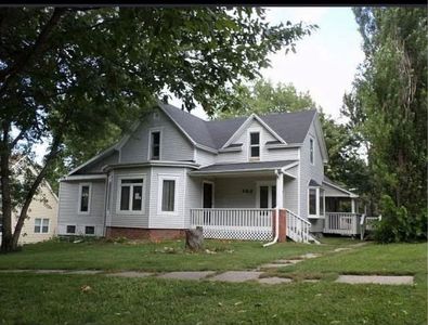 Property at 702 N 5th St, Seward, NE