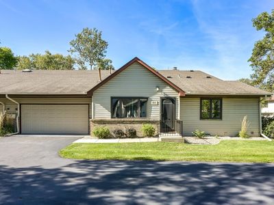 8731 Goldenrod Ln N #0