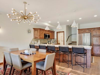565 S Vasels Rd #8B