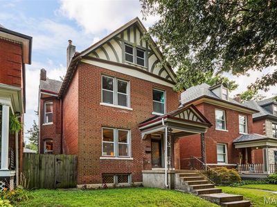 3662 Humphrey St