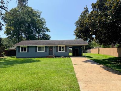 109 Hemlock St