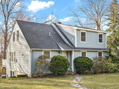 11 Springdale Ave