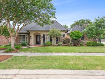 100 Emily Cir