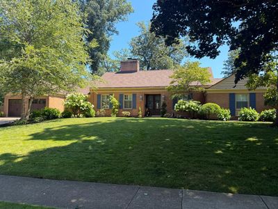 412 Gateway Blvd