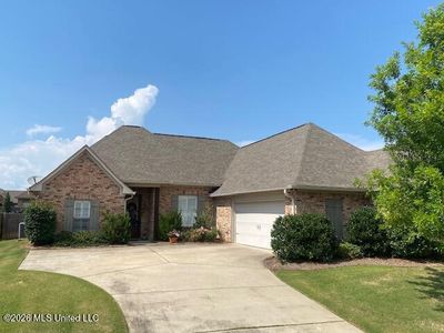 128 Essen Ln