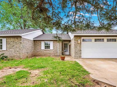 300 Pintail Cir