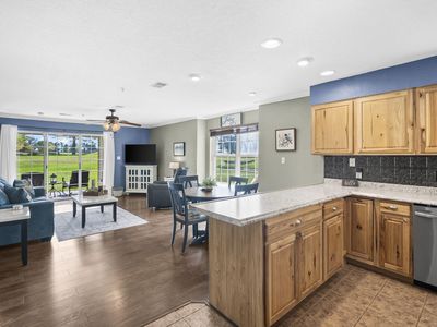 140 W Rockford Drive #4 BLDG D