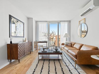406 Fenimore St #3F