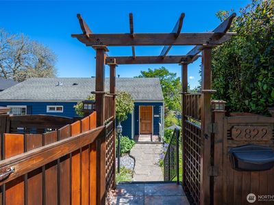 2822 23rd Avenue W
