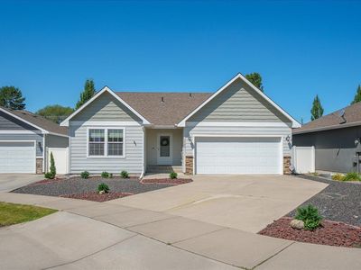 Property at 1925 N Coach Dr, Greenacres, WA