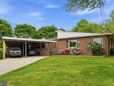 393 Monticello Ave