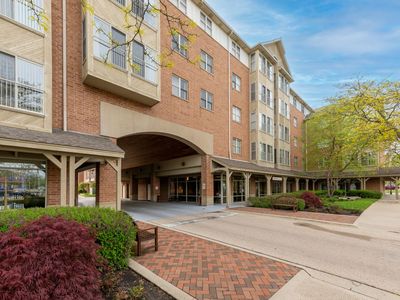 100 N Bokelman St APT 330