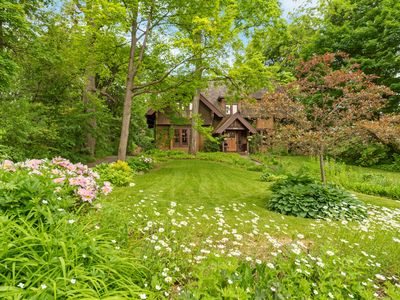 1706 S University Ave