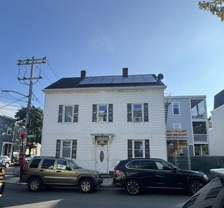 307 Maverick St