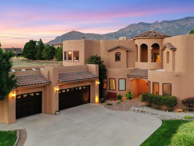 9228 La Tierra Ct NE