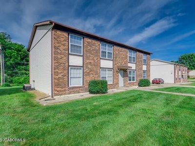 5213/5217 Collier Ct