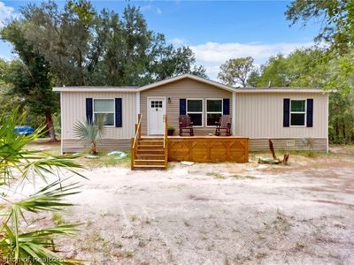 1810 Peace Dr