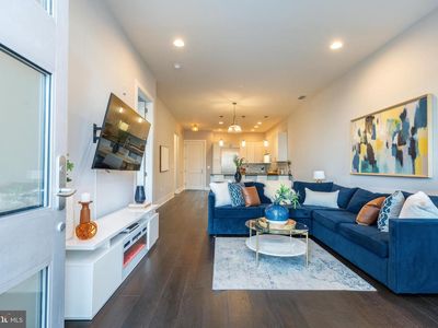 410 S Front St Unit 102