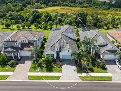 2806 BUTTERFLY JASMINE TRAIL