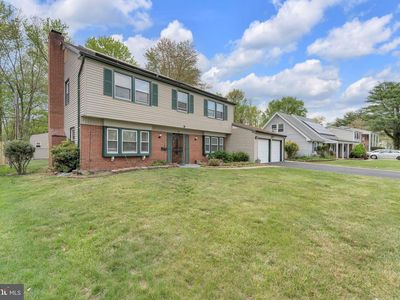 13 Northampton Dr