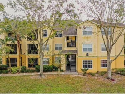2600 Robert Trent Jones Dr APT 914