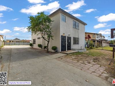 633 W 75th St