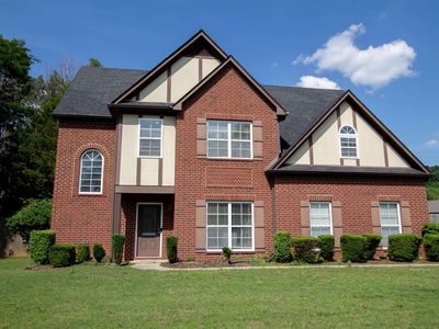 8077 Lizmore Ln