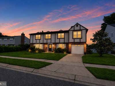 35 Neptune Dr