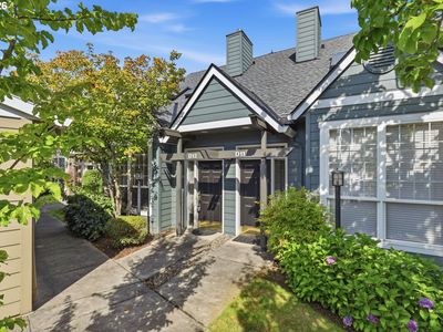 9008 NE 54th St Unit D12