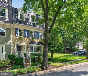 2015 N Brandywine St