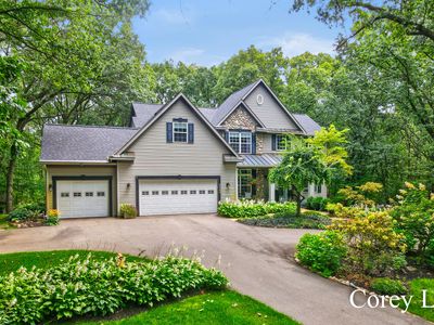 8484 Rocky Pines Dr NE
