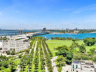 900 Biscayne Blvd APT 1808