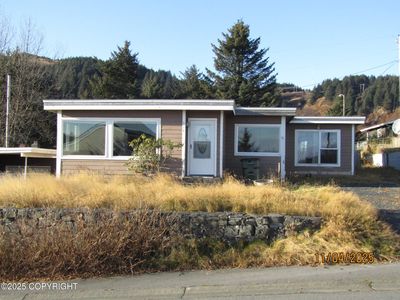 Property at 321 Erskine Ave, Kodiak, AK
