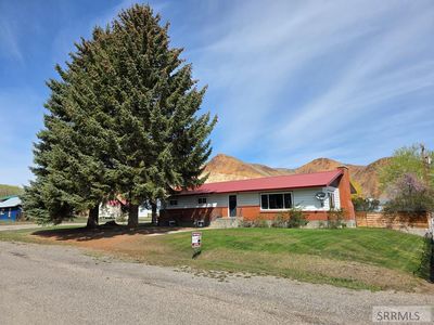 410 E Butte Ave