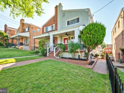 409 Jefferson St NE