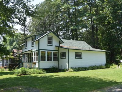 123 Lakeshore Dr